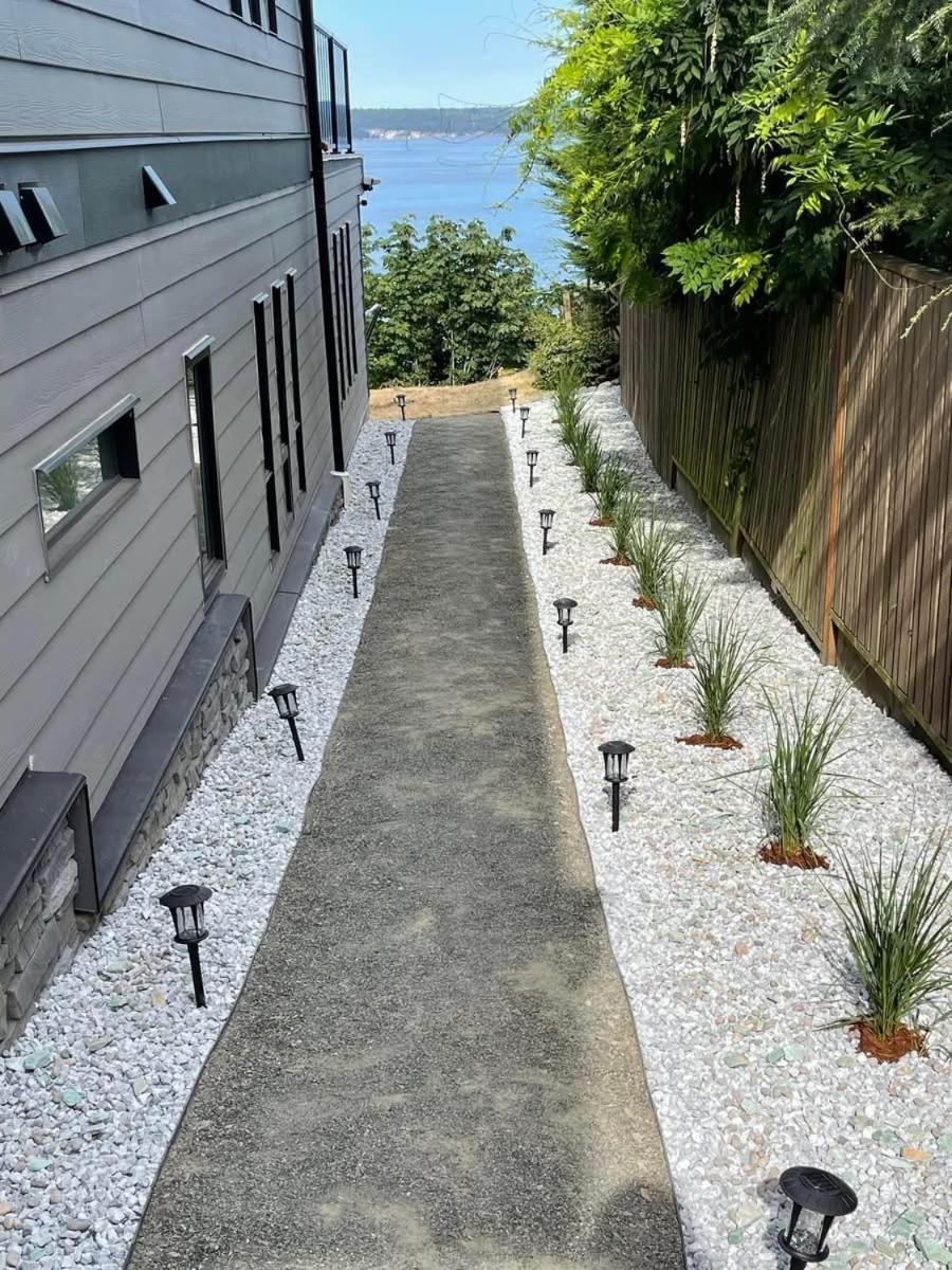 Edgewater Sunrise Apartment Chemainus Exterior photo